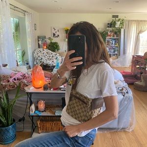 Gucci Waist Bag Authentic Vintage Very Good Shape with Original cover protector